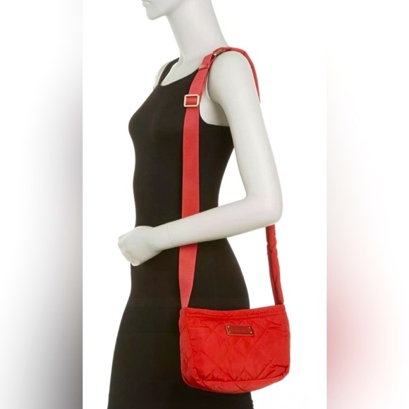🎉HP🎉New!! Marc Jacobs Nylon Quilted Adjustable Crossbody Bag in Cherry Red🍒 - Picture 12 of 13